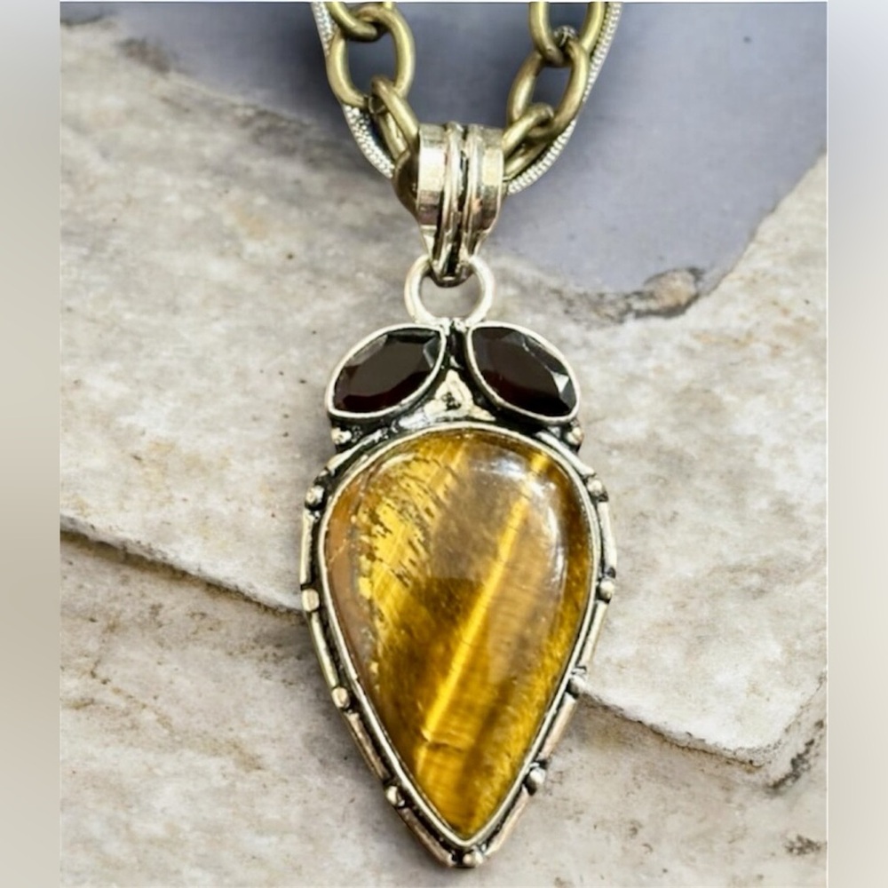 Elegant Silver and Gold 925Stamped Tiger’s Eye Pendant on a DoubleChain Necklace - Picture 2 of 9
